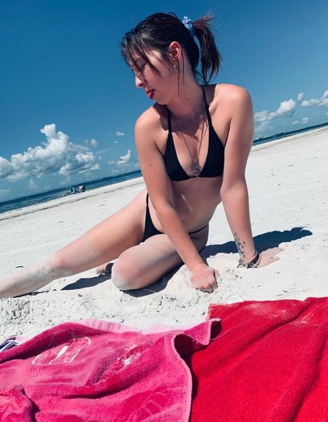 swallowpeaches nude onlyfans