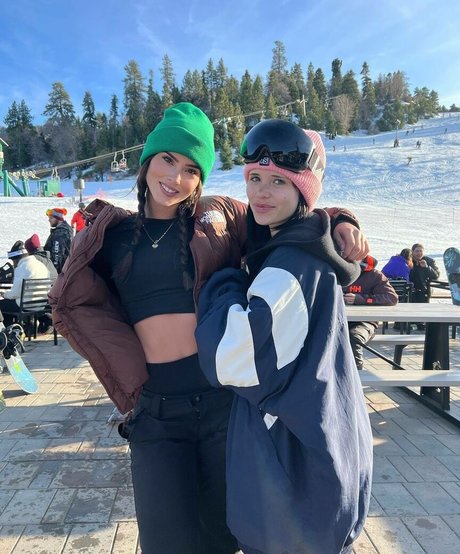 Julia Katelyn Ernst onlyfans keak