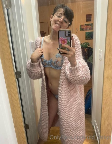 old lotion porn onlyfans leaks