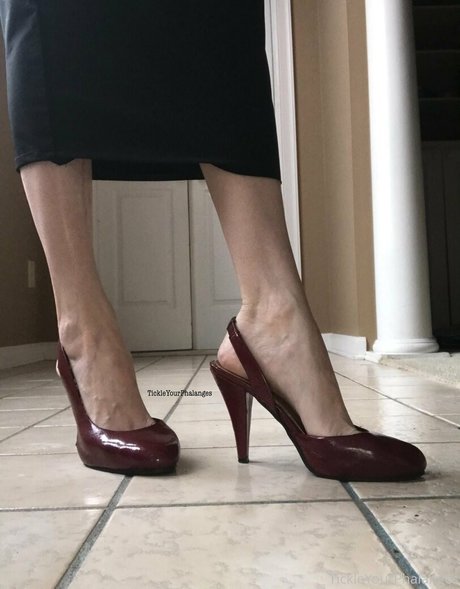 goddess tickle onlyfans posts