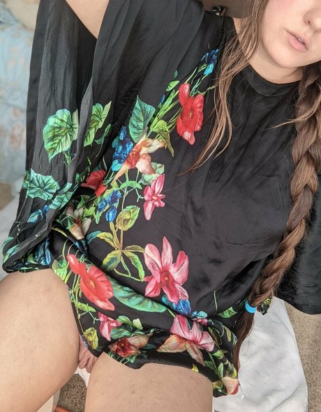 NSFWLeia new onlyfans leak