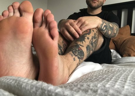 male feet uk Profile pic