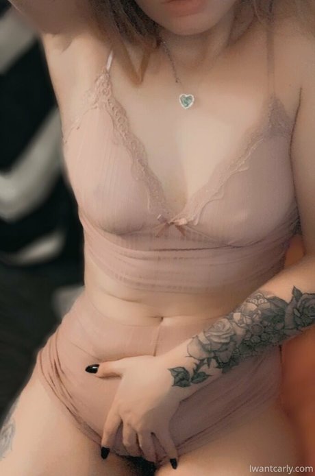 carlyraeofficial onlyfans porn