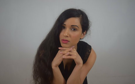 mirabellaestella onlyfans picture