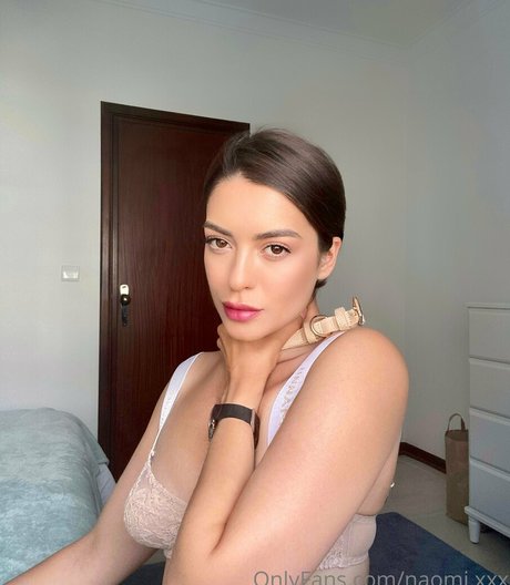 naomi xxx onlyfans leaked tits
