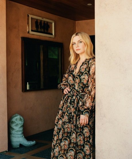 Rhea Seehorn onlyfans leaked sex