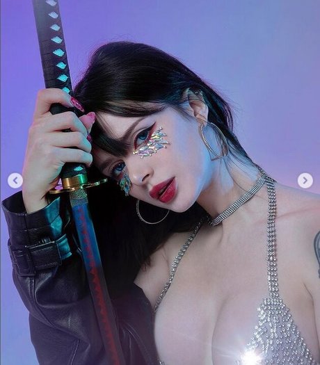 Tanya Bayer nude onlyfans leak