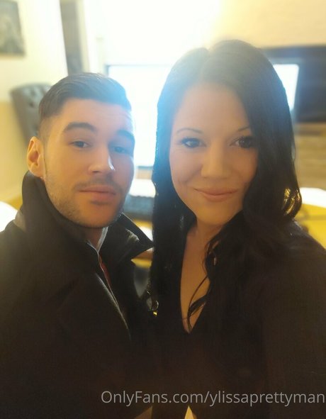 ylissaprettymanfree naked onlyfans leaks