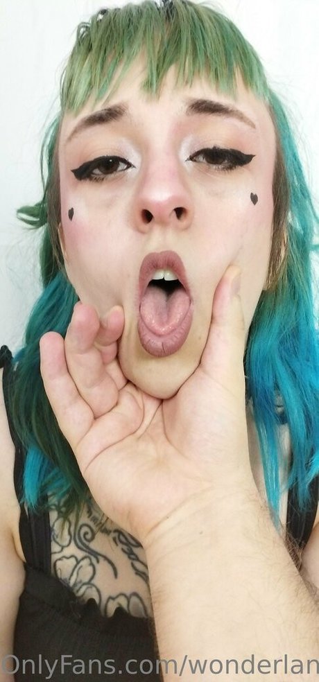 wonderlandkueen onlyfans leake