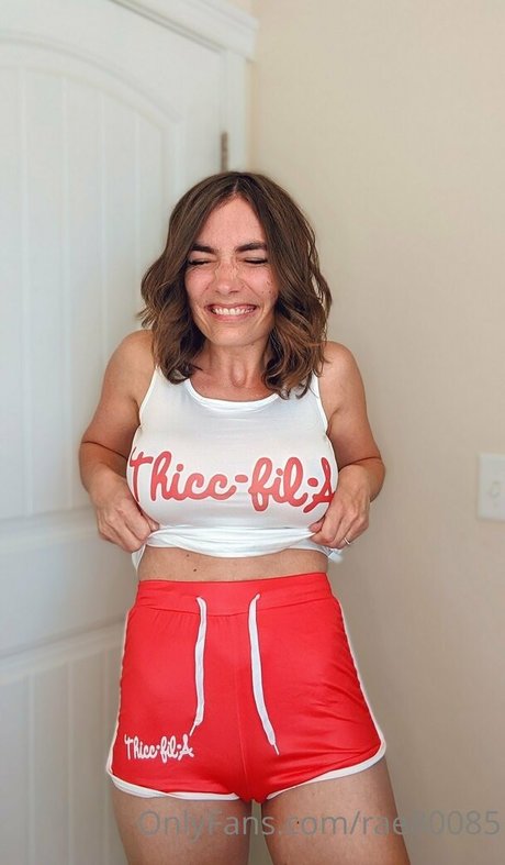 rae80085 naked onlyfans leak