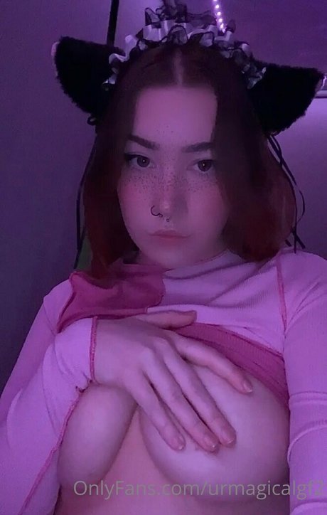 urmagicalgf2 onlyfans nude