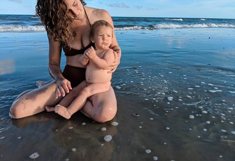 Hallee Hirsh naked on onlyfans