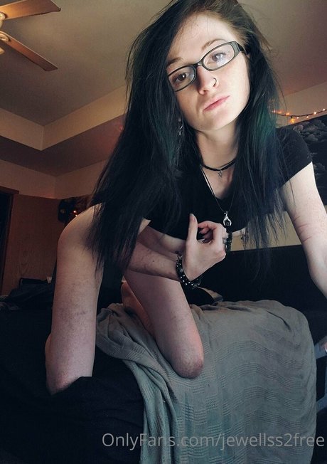 jewellss2free onlyfans fotos