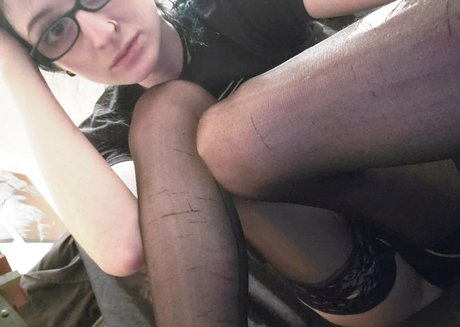 jewellss2free onlyfans photos