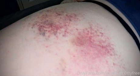 gamingth0ttyfree onlyfans nudes