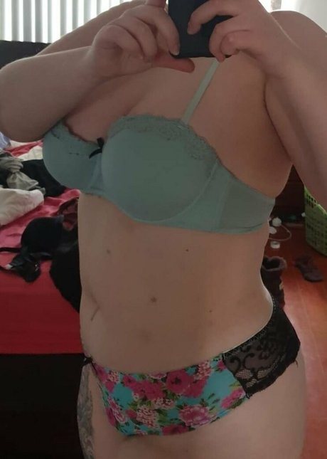 chubby little kitty onlyfans pics nude