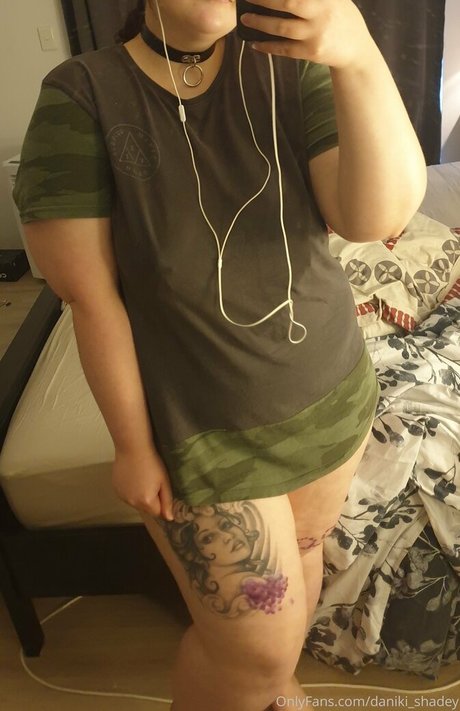 chubby little kitty only fans leaks