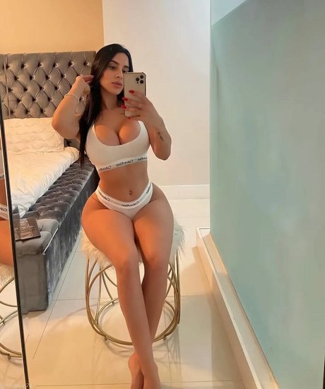 Jasleen Brar Profile pic