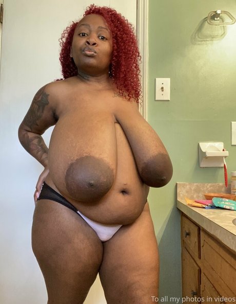 famousstarkmarie onlyfans leaks naked