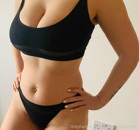 free curvykatie1991 only fans leak nude