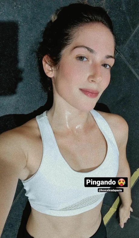 Larissa Darhuber onlyfans gratis