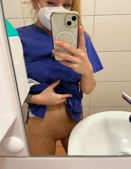 Nurselayla free onlyfans