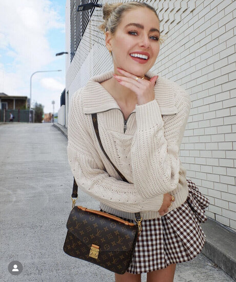 April Rose Pengilly only fans pics