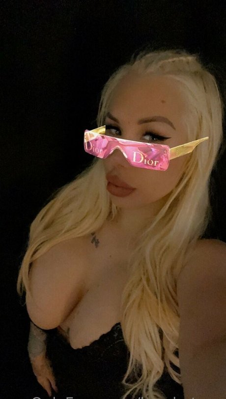 Kyra Hot leaked onlyfans pics