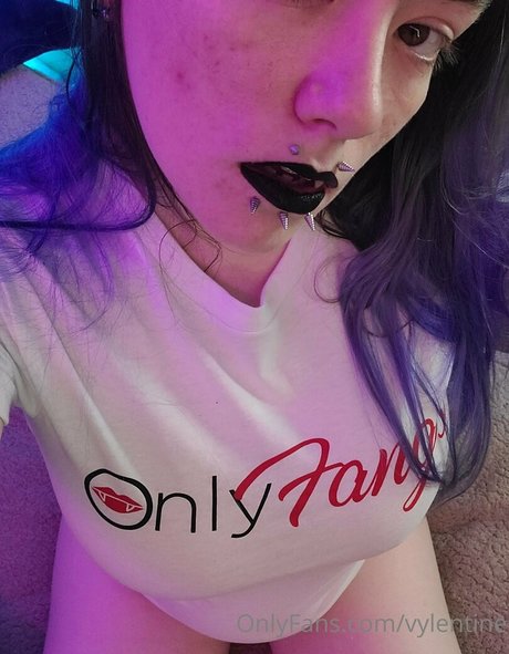vylentine onlyfans striptease
