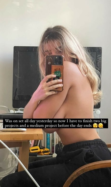 stevilou onlyfans striptease