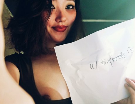 tinybooobs onlyfans naked pics