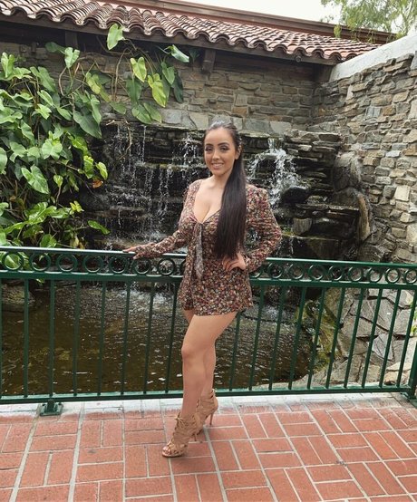 Alissandra Segura onlyfans leaked pictures