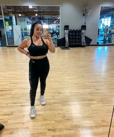 Alissandra Segura onlyfans explicit content