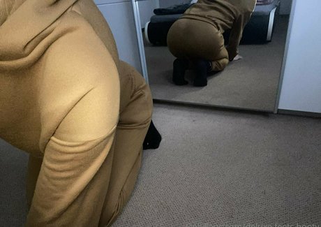 deluxe feets booty onlyfans leaks