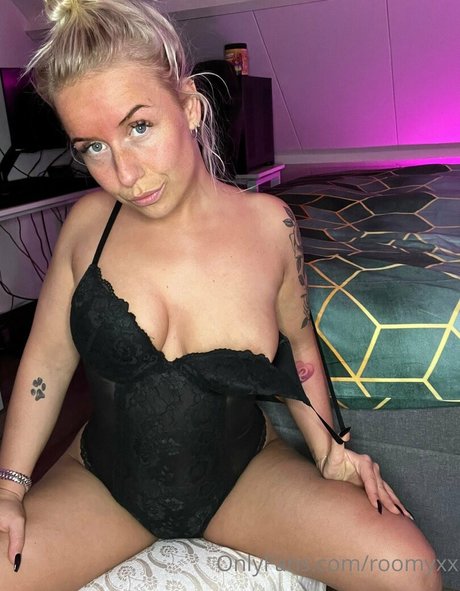 roomyxx onlyfans nsfw