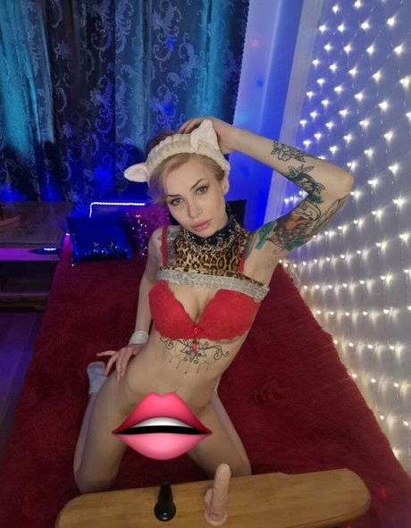 elenahug nude only fans