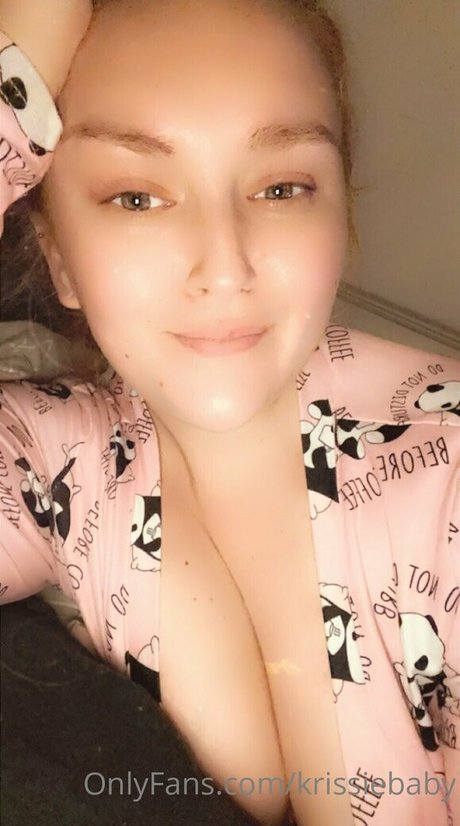 krissiebaby onlyfans nude photos