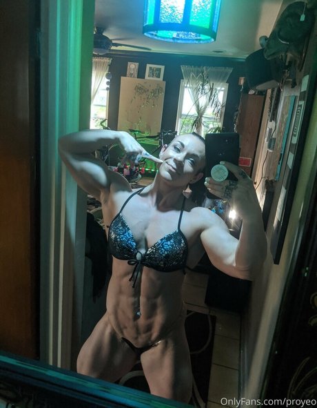 Angela Yeo only fans content