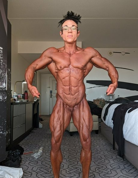 Angela Yeo onlyfans striptease