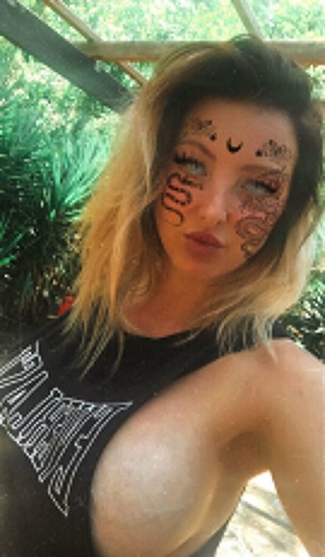 Annie Anarchy onlyfans leaked dirtyship