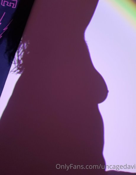 uncagedavi naked leaked onlyfans