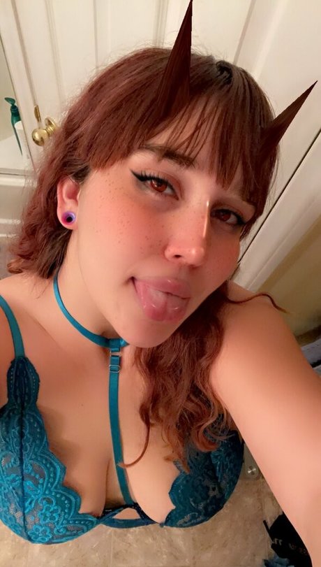 black shemale onlyfans exclusive self-portrait