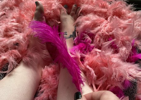 ticklebxtra nude only fans leaks