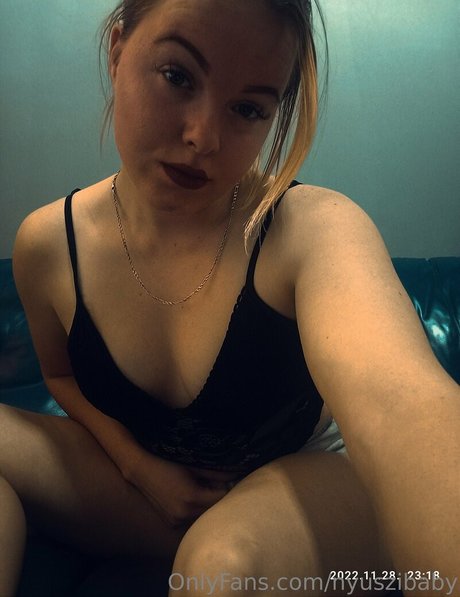 nyuszibaby onlyfans posts