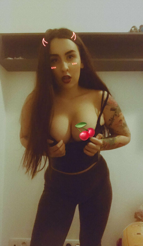 ilouisekari onlyfans free content