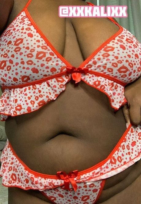 lesbian onlyfans art nude snap