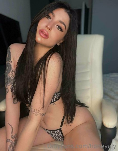 honeyaly leak onlyfans nude