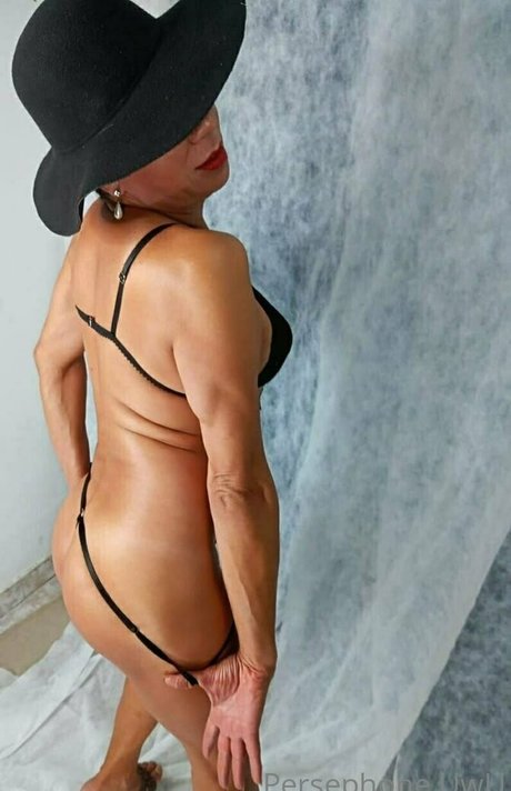 persefonefree1 xxx onlyfans