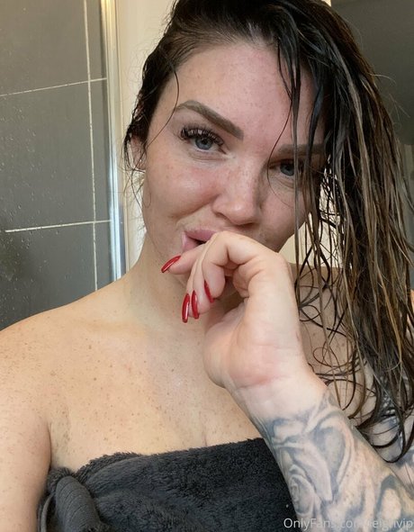 leighvip desnuda onlyfans