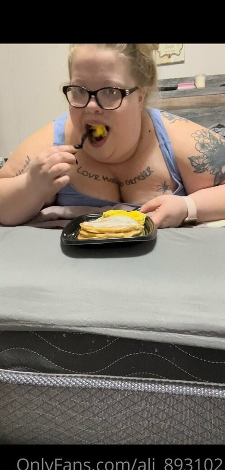 ali 893102 onlyfans nude pics